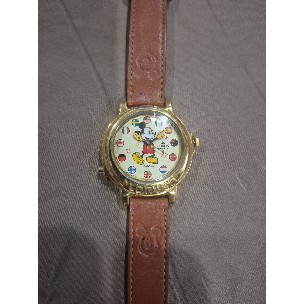 Vintage Lorus Walt Disney Mickey Mouse Watch  V421-0020 New Battery